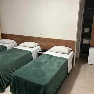 Makuxis - Brigadeiro Hotel